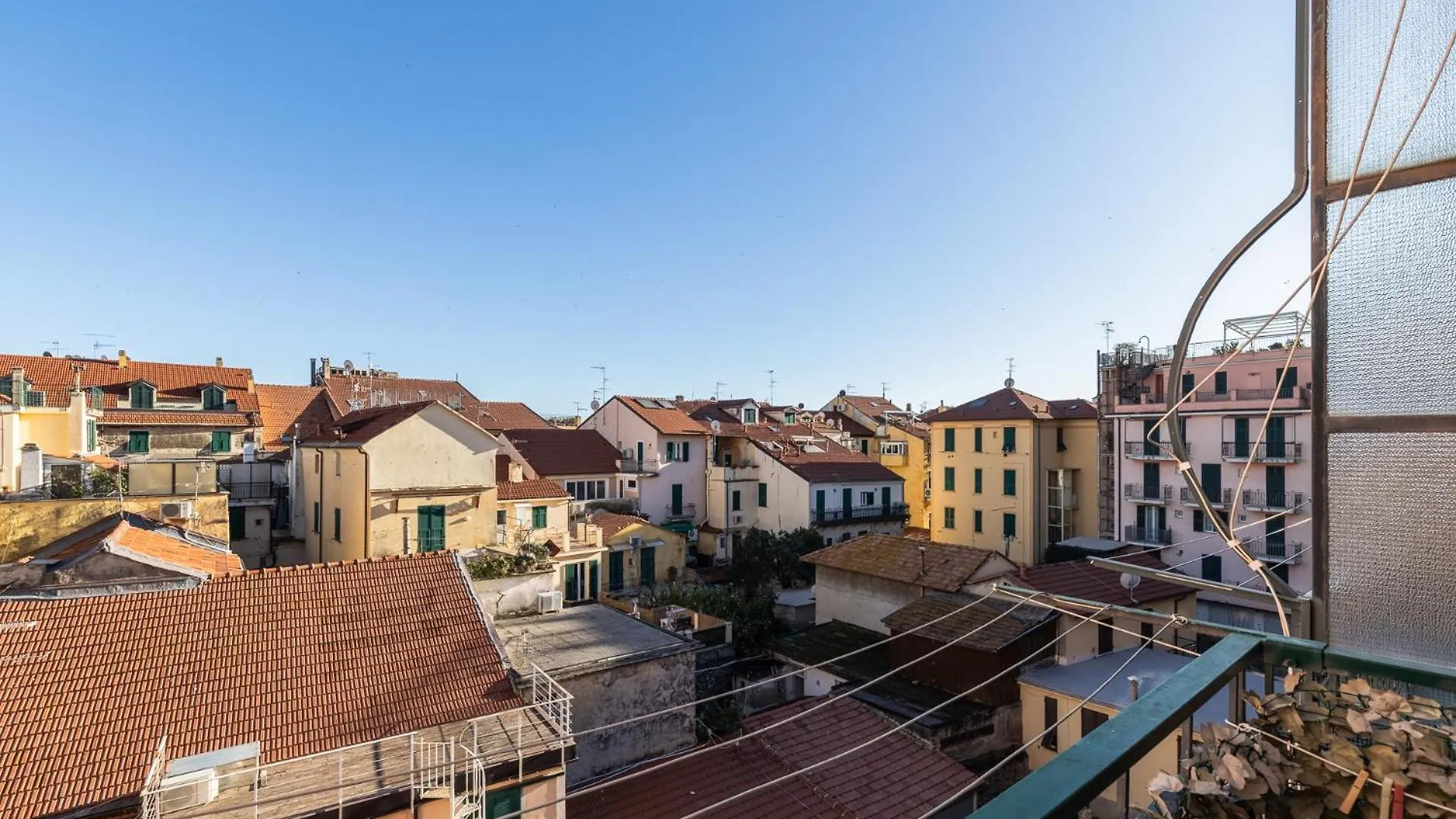 Hostdomus - Dante Apartment Alassio 0*,