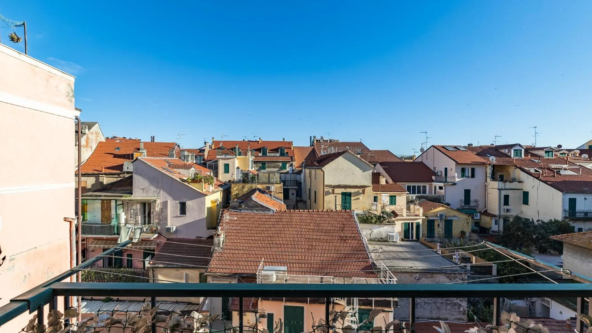 Hostdomus - Dante Apartment Alassio